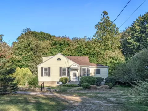 117 Canal St, Westerly, RI 02891