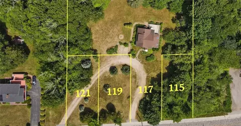 View/Area - 117 Canal St, Westerly, RI 02891 photo 1 of 2