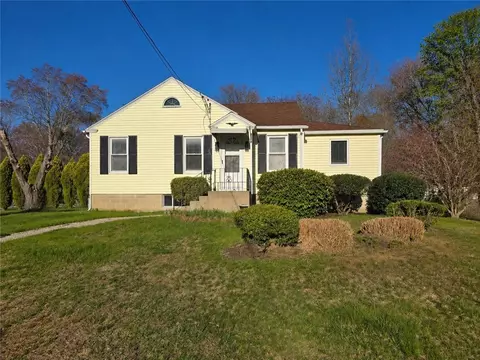 117 Canal St, Westerly, RI 02891