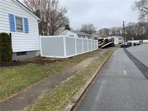 91 Carnation Dr, Warwick, RI 02886 photo 4
