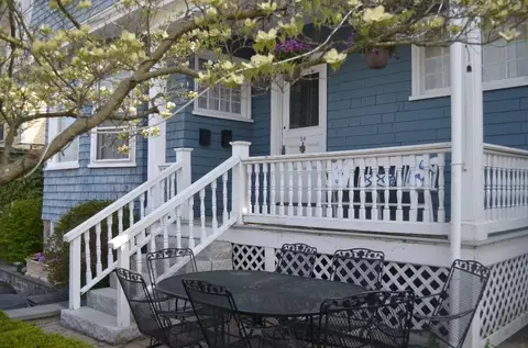 34 Bull St, Newport, RI 02840