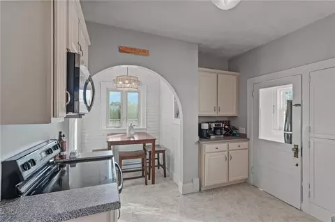 Other - 293 Parkside Dr, Warwick, RI 02888 photo 2 of 10