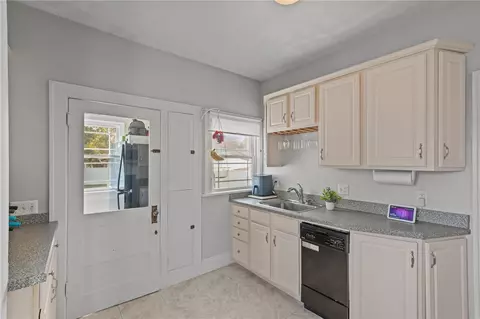 Other - 293 Parkside Dr, Warwick, RI 02888 photo 3 of 10