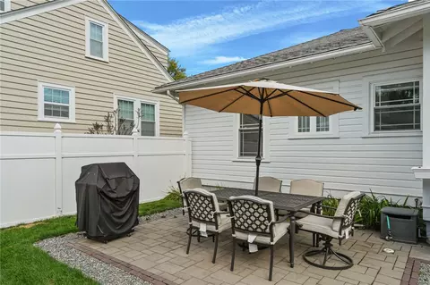 Exterior - 293 Parkside Dr, Warwick, RI 02888 photo 3 of 8