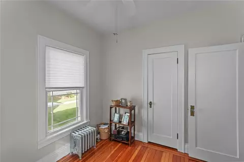 Bedroom - 293 Parkside Dr, Warwick, RI 02888 photo 3 of 3