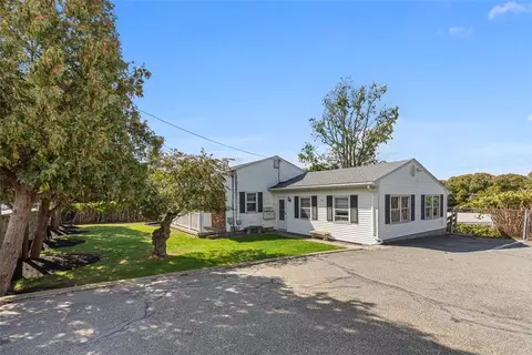 3421 Pawtucket Ave, Riverside, RI 02915