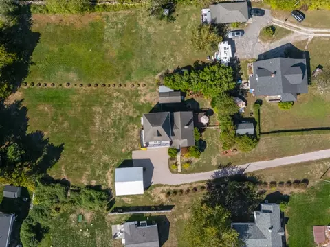 80 Weekapaug Rd, Westerly, RI 02891