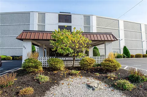 143 Hoffman Ave #110, Cranston, RI 02920