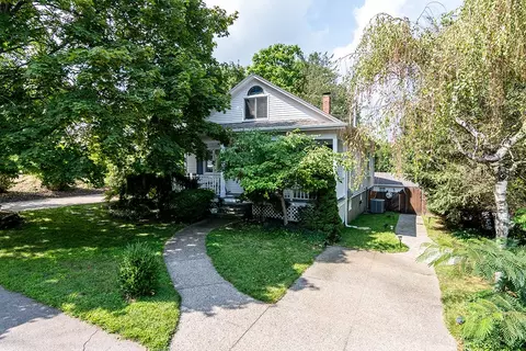 63 Starr St, Johnston, RI 02919
