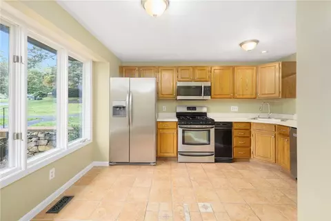 6 Deer Path #3, Maynard, MA 01754 photo 7