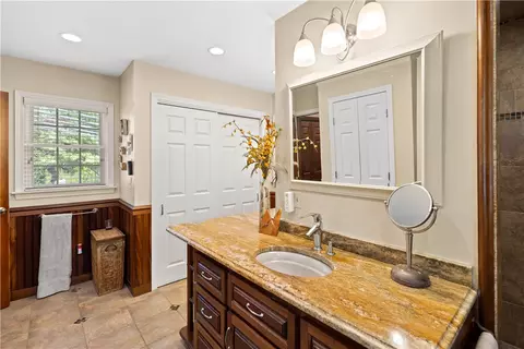 10 Bartlett Rd, Middletown, RI 02842 photo 27
