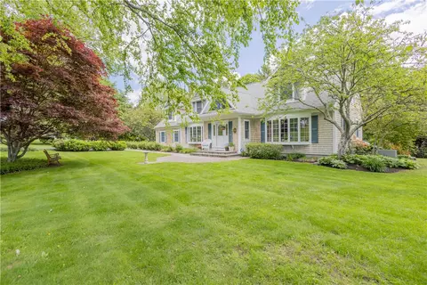 10 Bartlett Rd, Middletown, RI 02842 photo 50