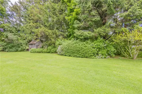 10 Bartlett Rd, Middletown, RI 02842 photo 43