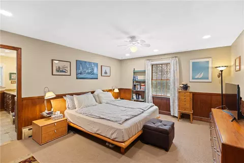 10 Bartlett Rd, Middletown, RI 02842 photo 22
