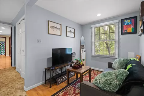 10 Bartlett Rd, Middletown, RI 02842 photo 38
