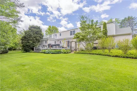 10 Bartlett Rd, Middletown, RI 02842 photo 40