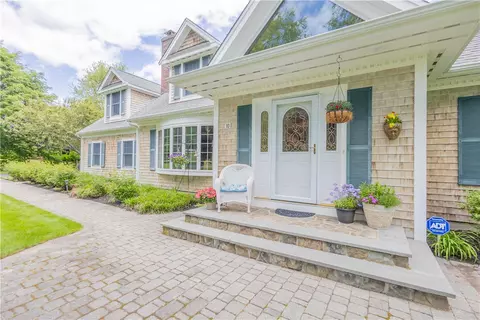 10 Bartlett Rd, Middletown, RI 02842 photo 7