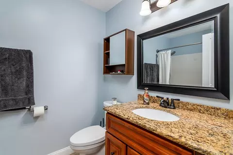 60 Fieldside Dr, Woonsocket, RI 02895 photo 15