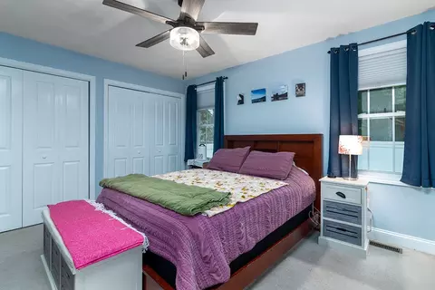 60 Fieldside Dr, Woonsocket, RI 02895 photo 10