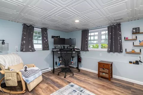 60 Fieldside Dr, Woonsocket, RI 02895 photo 17