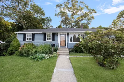 82 Princeton Ave, Coventry, RI 02816