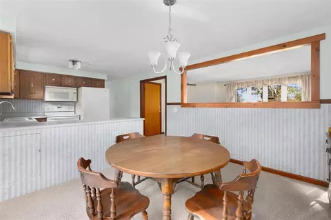 136 Sefton Ave, Warwick, RI 02889 photo 13