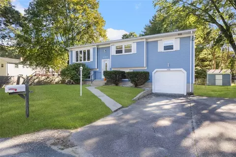 136 Sefton Ave, Warwick, RI 02889 photo 2