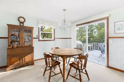 136 Sefton Ave, Warwick, RI 02889 photo 12
