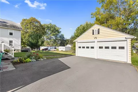 Exterior - 124 Meadow Rd, Woonsocket, RI 02895 photo 7 of 8