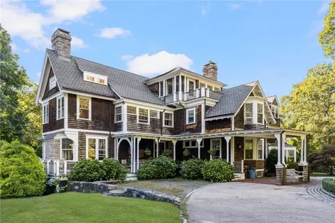 70 Broad Rock Rd, South Kingstown, RI 02879