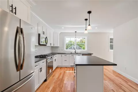 341 Point Ave, Warwick, RI 02889 photo 12