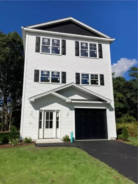 341 Point Ave, Warwick, RI 02889 photo 2