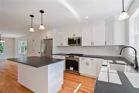 341 Point Ave, Warwick, RI 02889 photo 13