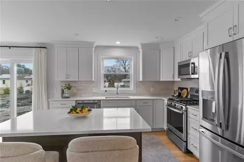 Kitchen - 38 Red Maple Ln, Warwick, RI 02886 photo 4 of 4