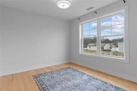 Bedroom - 38 Red Maple Ln, Warwick, RI 02886 photo 8 of 10