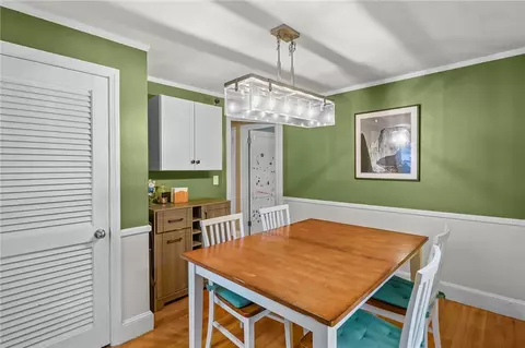 95 Roosevelt St, Warwick, RI 02888 photo 14