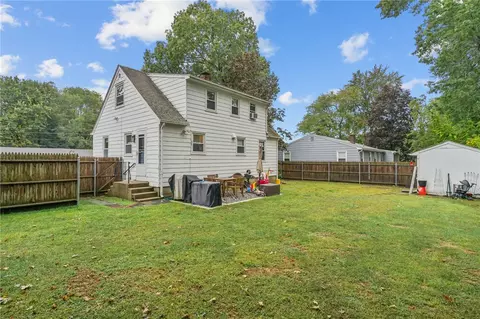 95 Roosevelt St, Warwick, RI 02888 photo 29