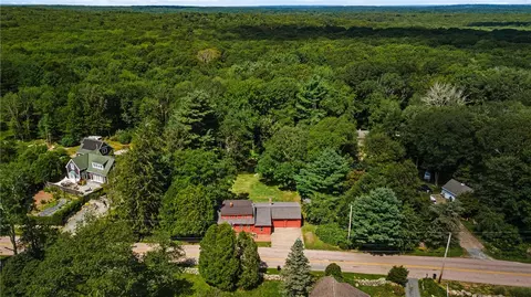 1289 South Rd, East Greenwich, RI 02818