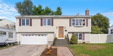 30 Intervale Ave, North Providence, RI 02911