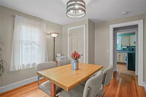 Dining - 71 Macarthur Dr, Warwick, RI 02889 photo 2 of 2
