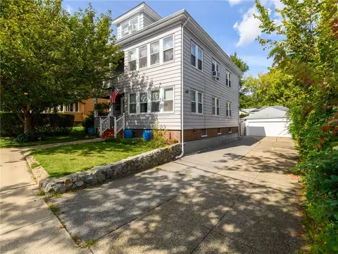 1285 Smith St, Providence, RI 02908