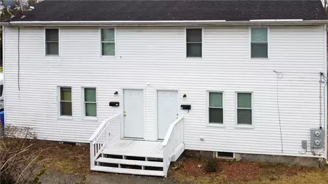 22 Douglas St, West Warwick, RI 02893