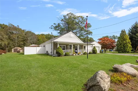 145 Jenckes Hill Rd, Lincoln, RI 02865