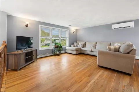 45 Judy Ter, West Warwick, RI 02893 photo 6