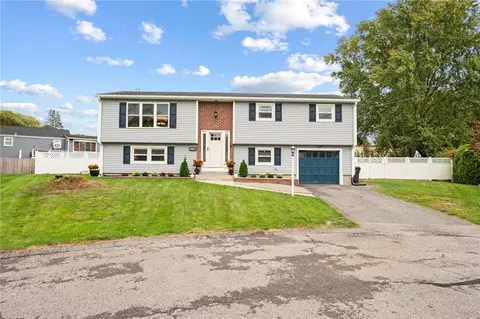 45 Judy Ter, West Warwick, RI 02893 photo 2