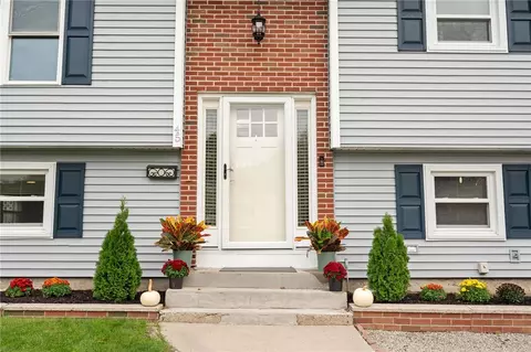 45 Judy Ter, West Warwick, RI 02893 photo 4