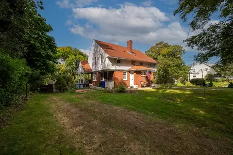 14 Waterview Ave, Riverside, RI 02915
