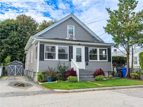 11 Togansett Rd, Providence, RI 02905