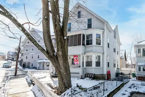 125 Elm St, Woonsocket, RI 02895 photo 2
