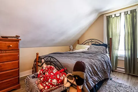 125 Elm St, Woonsocket, RI 02895 photo 12